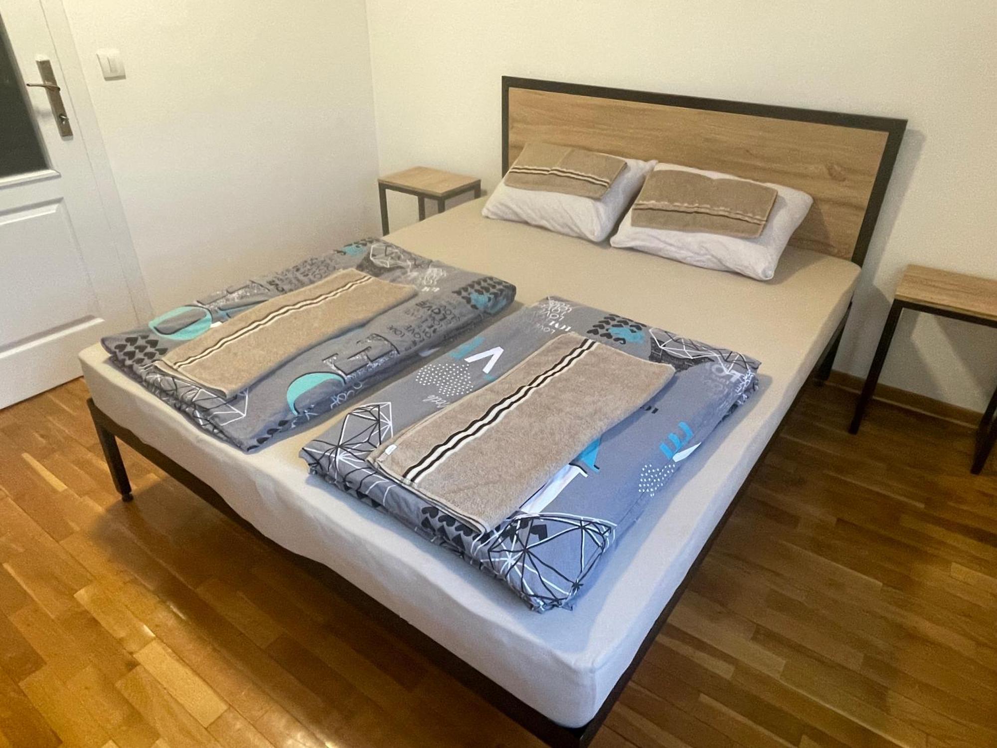 Apartments Peka Dusanovac Bagian luar foto